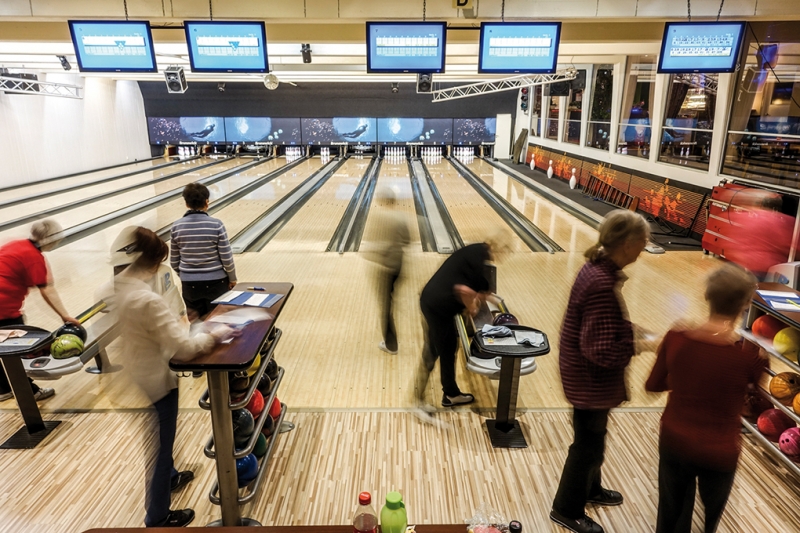 Nya avtal för bowlinghallar och konditorier
