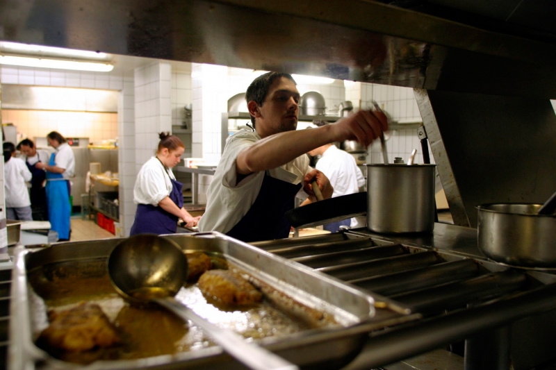 Kvinnors löner ökar mer än mäns