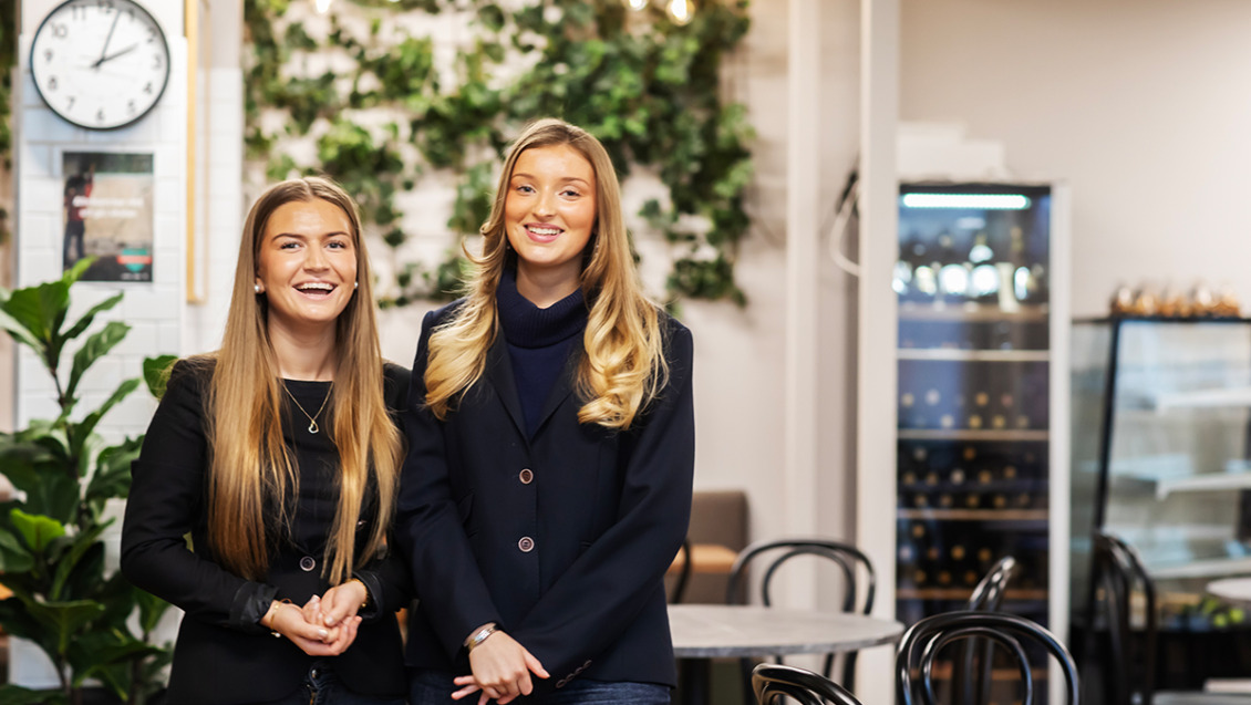 Astrid Sävström och Melizza Pantzar Stark