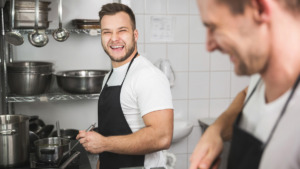 Det händer när vi skvallrar om chefen