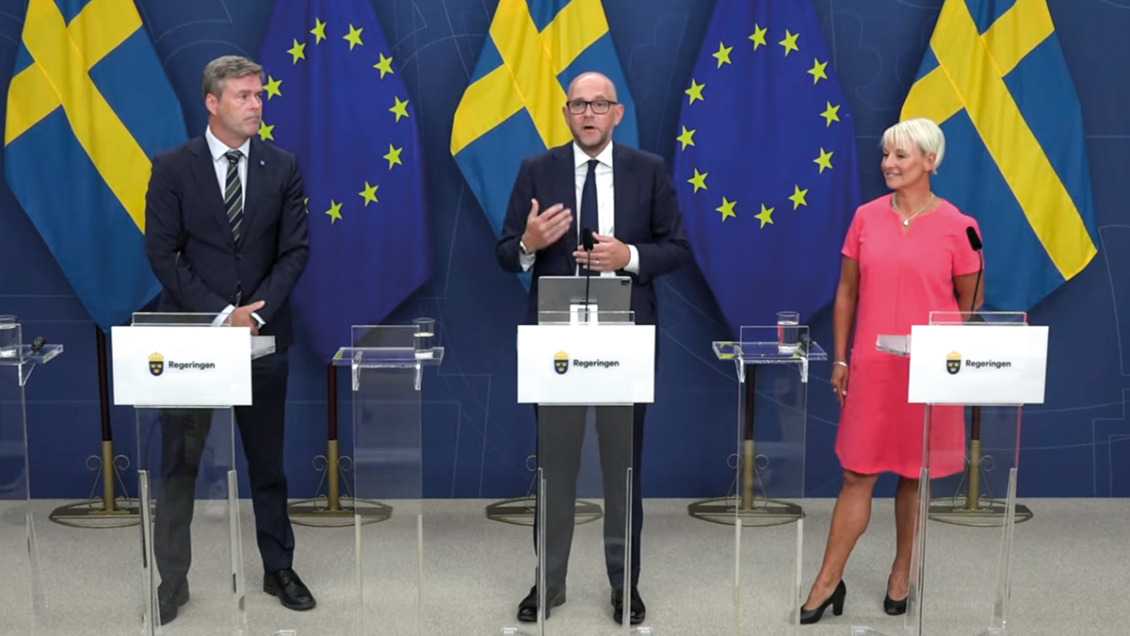 Regeringen vill skärpa kontrollen av a-kassan