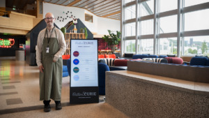 Mood manager och örtodling på nya Galleri Curie